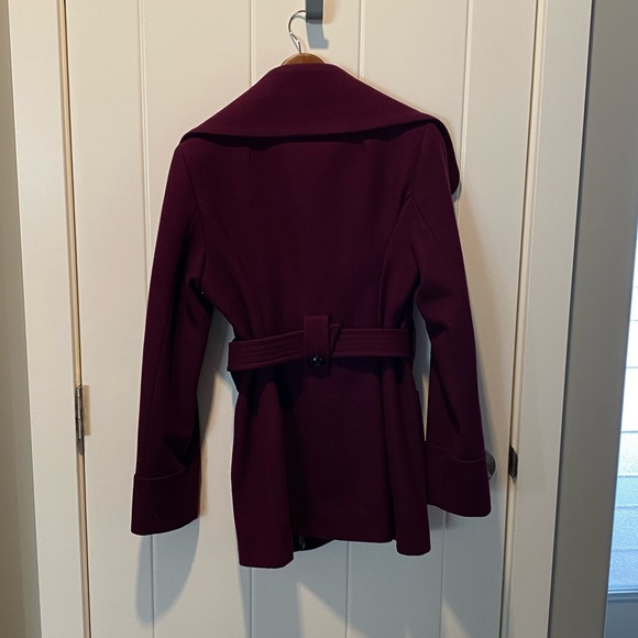 Plum colored jacket - Picture 3 of 3
